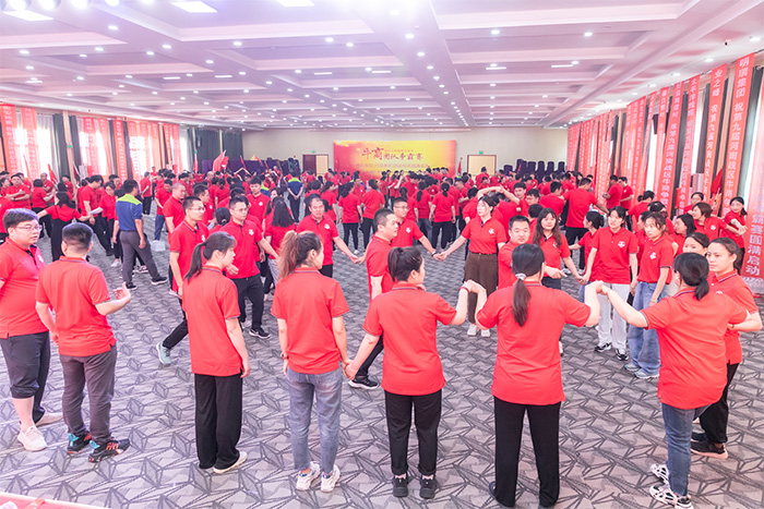 參加牛商爭霸賽，明亮照明集團再現(xiàn)企業(yè)風(fēng)采