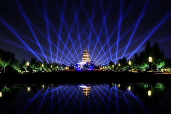 園林亮化公司-融入園林設(shè)計(jì)方案