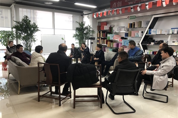考察學(xué)習(xí)，賦能交流——明亮照明總經(jīng)理荊明慧蓄勢(shì)賦能進(jìn)行時(shí)
