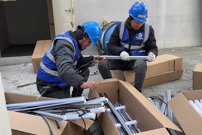 明亮照明集團(tuán)亮化工程施工現(xiàn)場