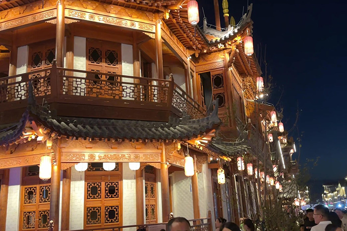 明亮照明集團(tuán)亮化案例