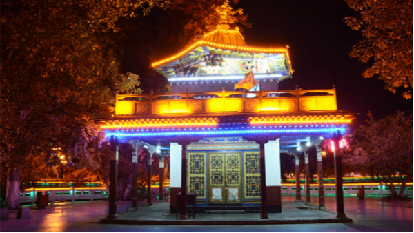 建筑夜景亮化設(shè)計滿足人們視覺需求