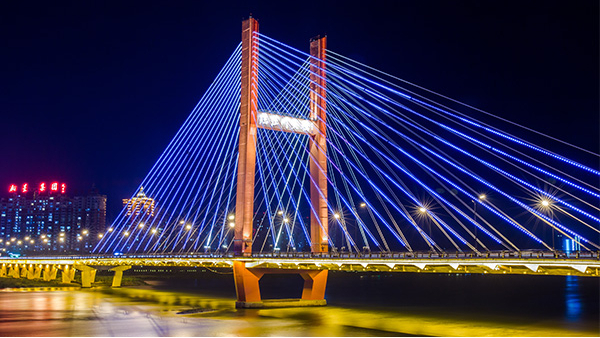 承接戶外亮化工程都需要具備哪些資質(zhì)？